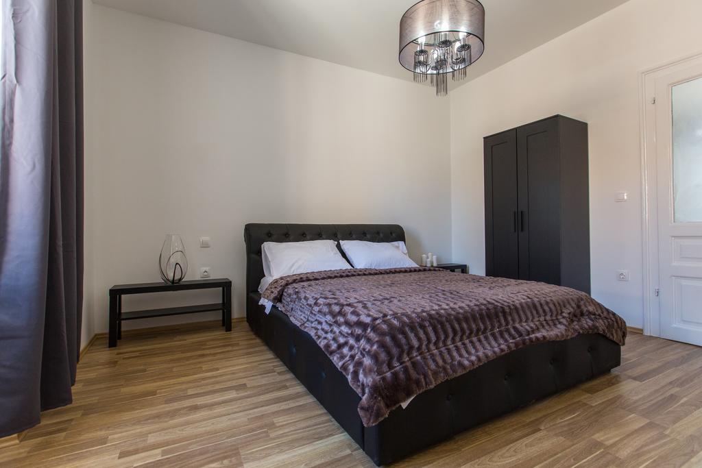 Apartmán Captain Emo *