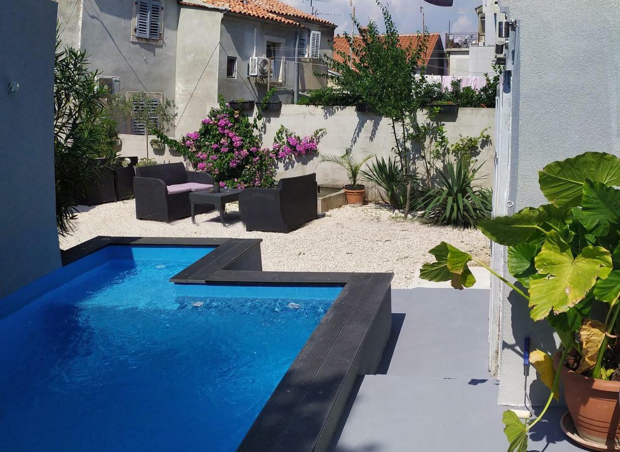 Apartment Captain Emo City Pula